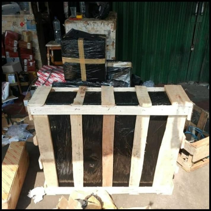 

DISKON PENGEPAKAN KAYU PACKING KAYU UNTUK KEAMANAN TAMBAHAN !!!!!!