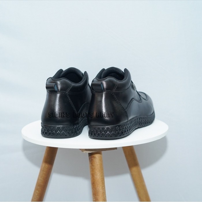 Sepatu pdh lantas terbaru sepatu tali putar kulit