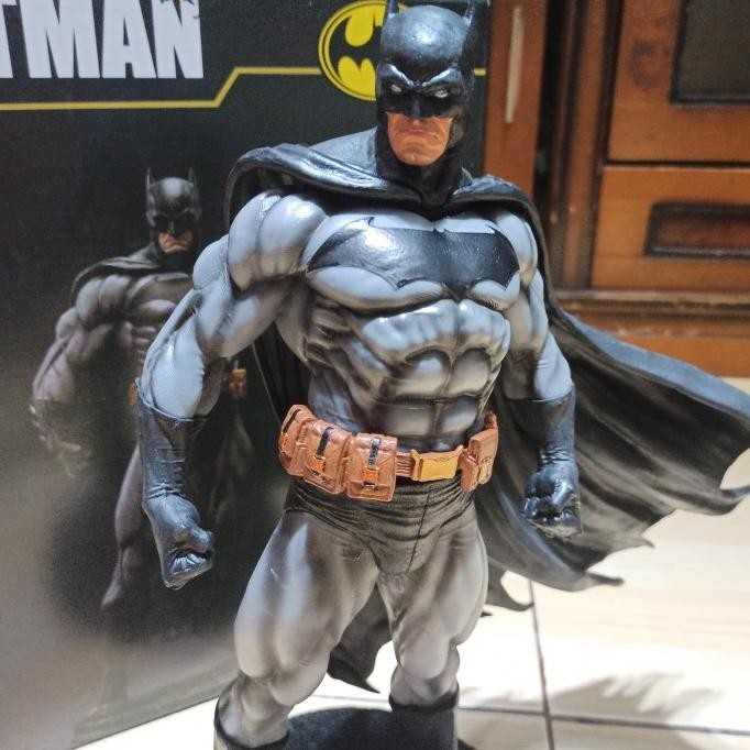 Batman Figure Dc Statue