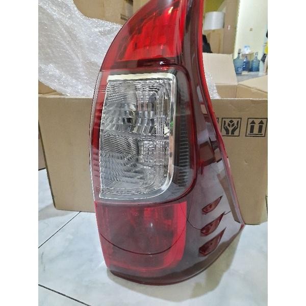 Stoplamp / Lampu Belakang Grand Avanza Veloz Ori