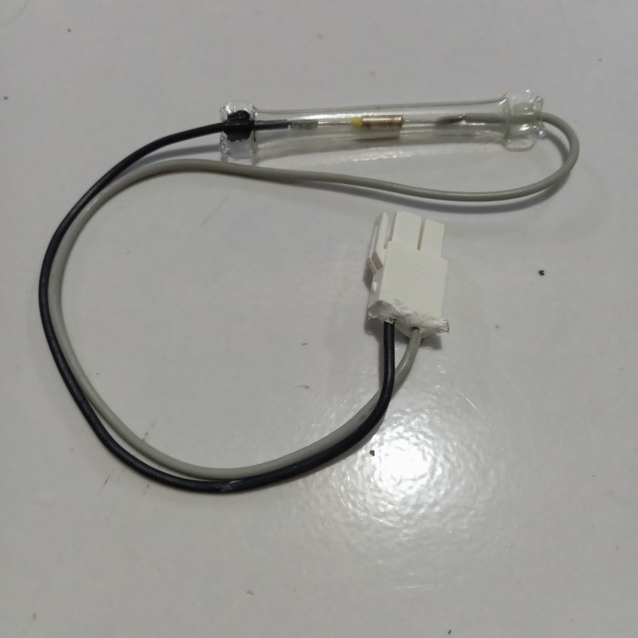 PIUS FUSE KULKAS INVERTER PANASONIK ORIGINAL