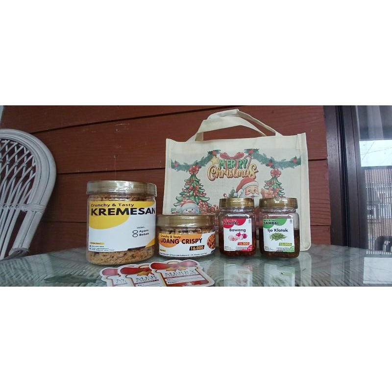 

PAKET HAMPERS NATAL ISI 4 PCS