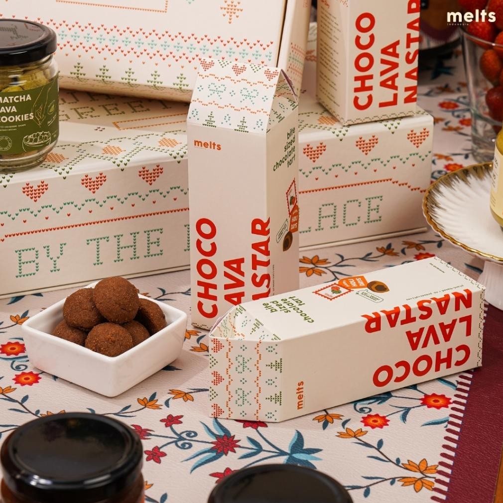 

CR - Melts Holiday Gift - Choco Lava Nastar | Hadiah Set Kado Parcel Hampers Kue Kering / Natal Christmas / Tahun Baru TERLARIS