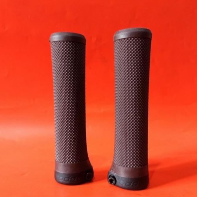 Hand Grip Sepeda SDG Coklat Brown Lock Ring Original