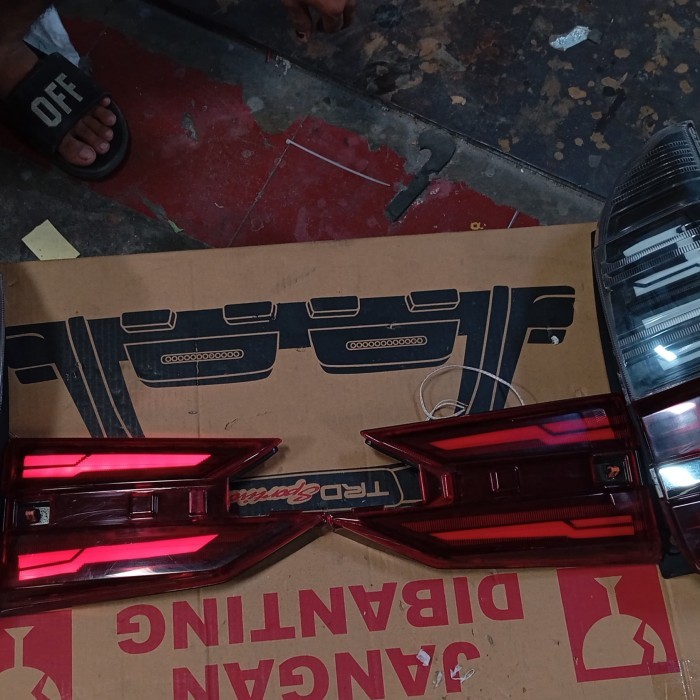 Stoplamp Custom Grand Avanza 2019