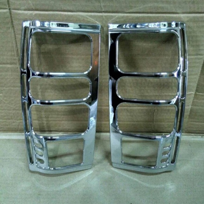 GARNSIH STOP LAMP KIJANG SUPER / LIST LAMPU STOP KIJANG SUPER