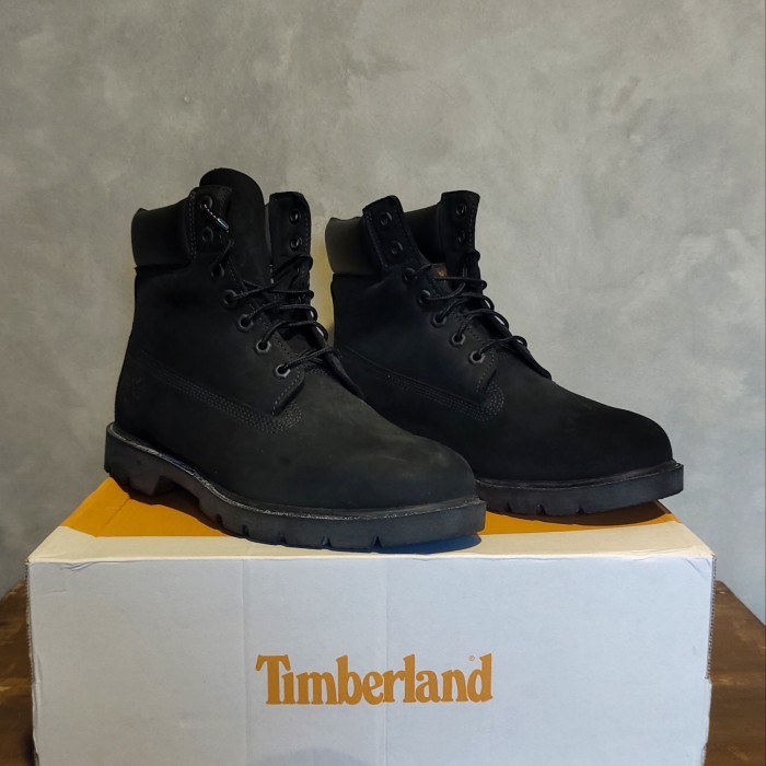 TIMBERLAND BLACK BOOTS 6 INCH