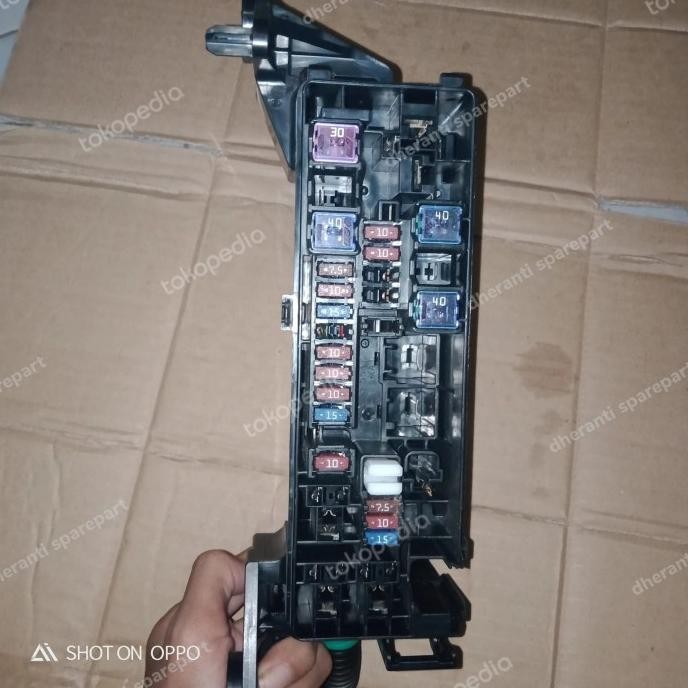 FUSE BOX SEKRING TOYOTA AVANZA XENIA LAMA ORIGINAL