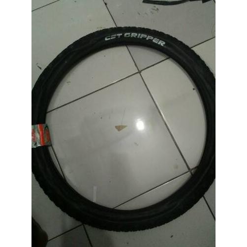 Ban luar 27.5 x 2.25 cst gripper