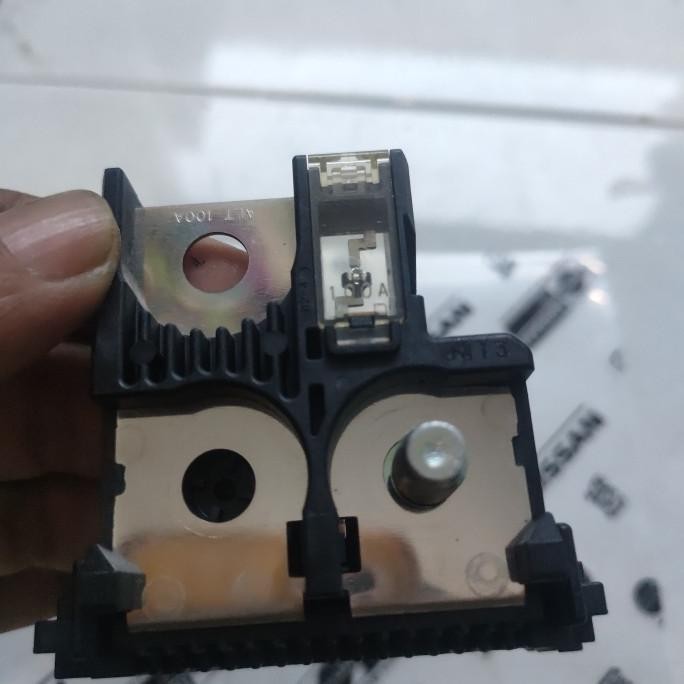 sekring puse aki NISSAN GRAND LIVINA original
