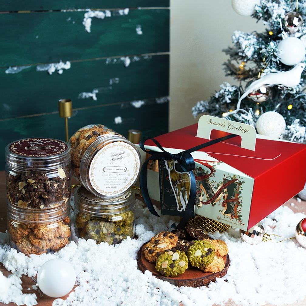 

rim hampers natal / christmas hampers / parcel natal - spesial oatmeal cookies 4 jars