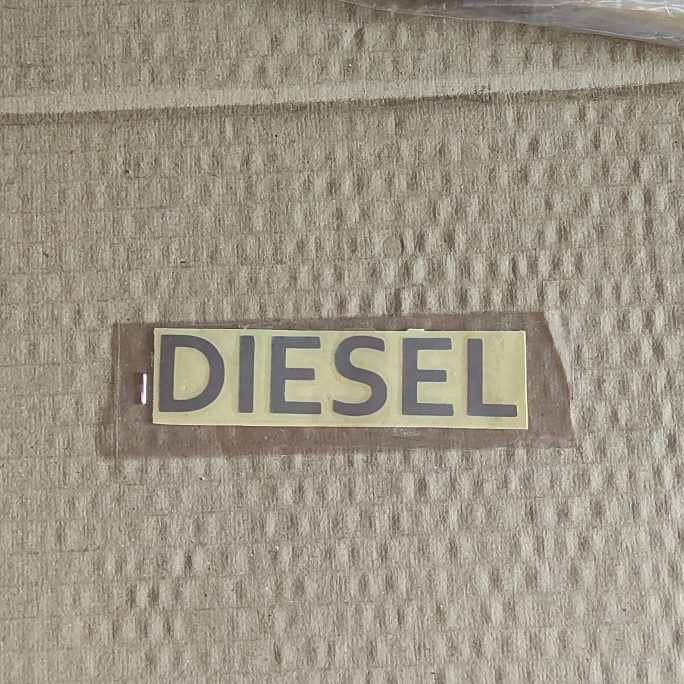 STIKER DIESEL TUTUP TANGKI SOLAR DAIHATSU TAFT GT