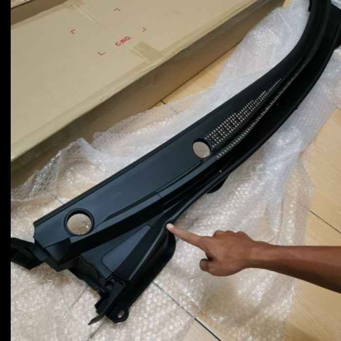 KARET COWL / KARET KACA BAGIAN BAWAH SUZUKI SWIFT ORIGINAL