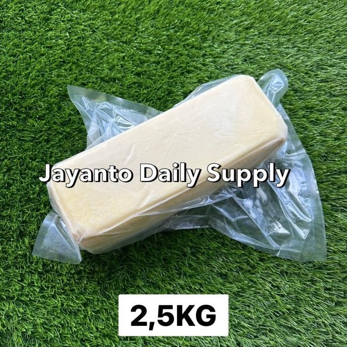 

MOZZARELLA SAPUTO 3.5KG / KEJU MOZARELLA CHEESE IMPORT - 100% HALAL GS