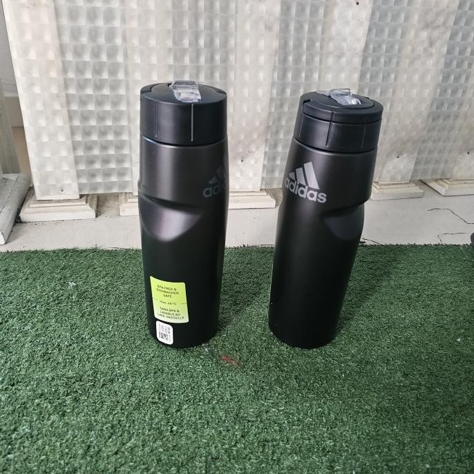

Adidasoriginalperformancebottletrailbottle750ML black bnwt