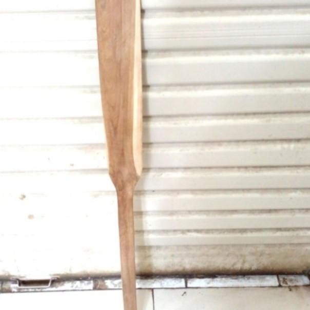 

Dayung Ayu Maa Nai Jenang Dodol Panjang 1 Meter