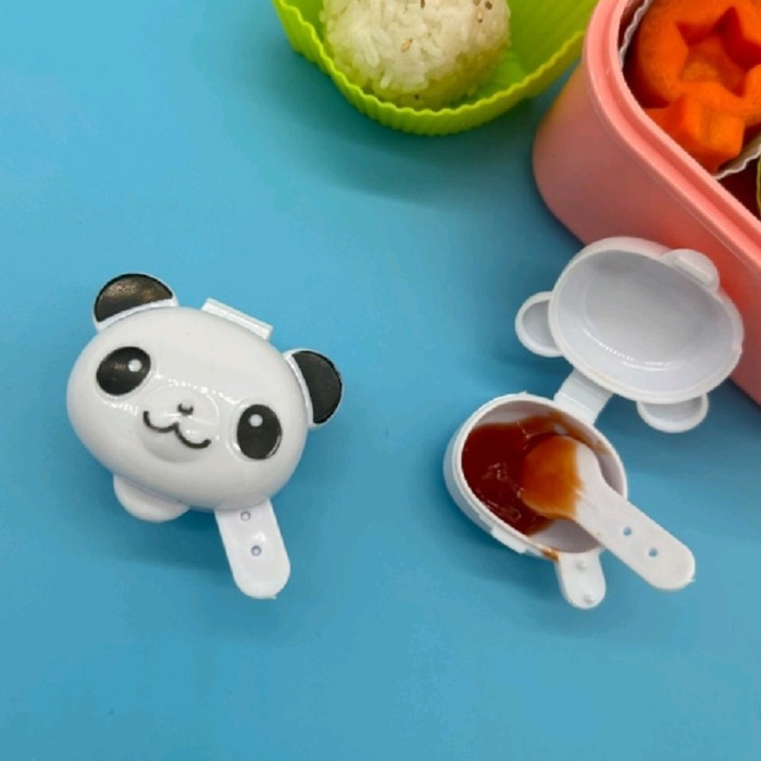 

1Pc Wadah Panda Botol Bumbu Saus Kecap Salad Portable Lucu Bekal Bento