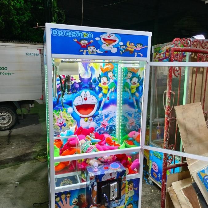 mesin capit boneka murah