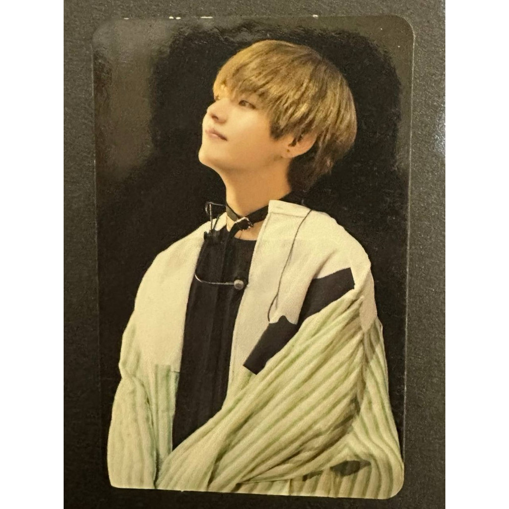 [WTS] OFFICIAL photocard Taehyung V pc wings tour 2017 (BACA DESKRIPSI)