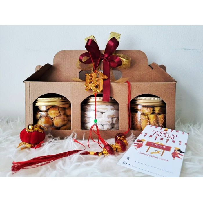 

Imlek Hampers bingkisan parcel Imlek Chinese new year CNY kue kering - PAKET A Limited