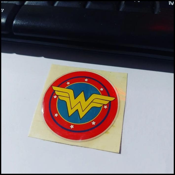 

TERMURAH STICKER TIMBUL RESIN WONDER WOMAN LOGO STIKER LENTUR 3D KECIL SATUAN