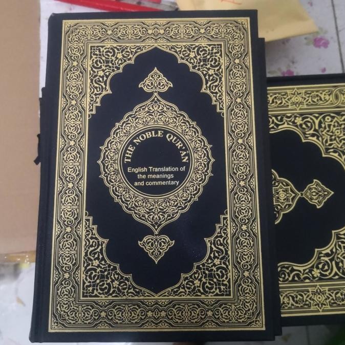 mushaf Al-Qur'an Madinah terjemahan multi bahasa (Inggris dll)