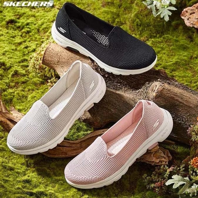 Jual Skechers Go Walk 5 Blessed Woman / Skechers Wanita