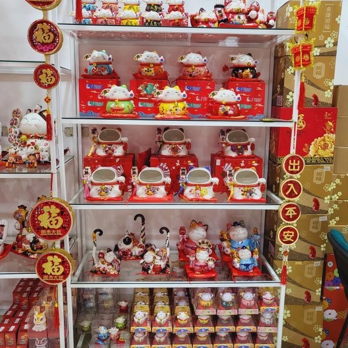 

Sale! Kucing Goyang Lucky Cat Imlek Plastik Keramik SJ Store 001