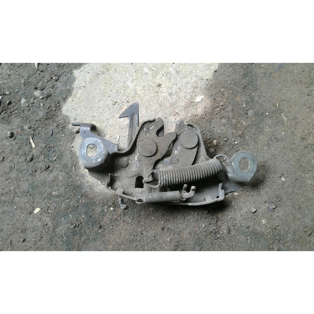 lock kunci kap motor engine hood nissan sentra genesis 94