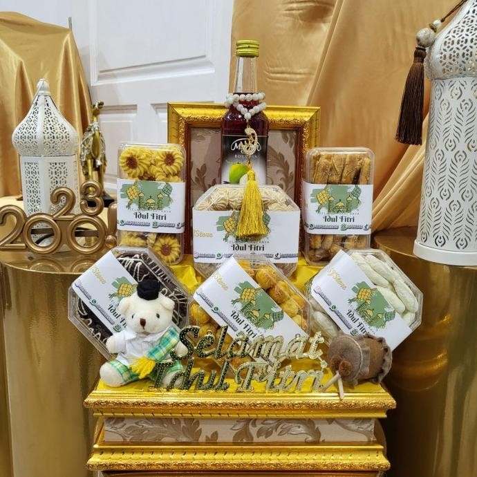 

Sale! Paket Dekorasi Lebaran Idul Fitri Hampers Parcel Hadiah Kue Kering 048