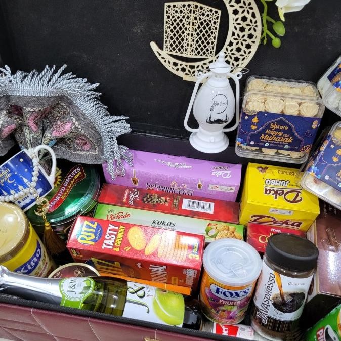 

Sale! Paket box hampers lebaran kue kering toples murah 5