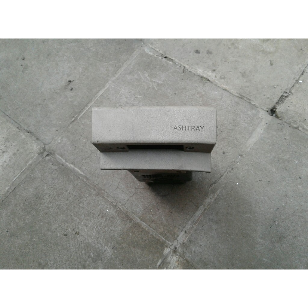 asbak ashtray dashboard nissan serena c24