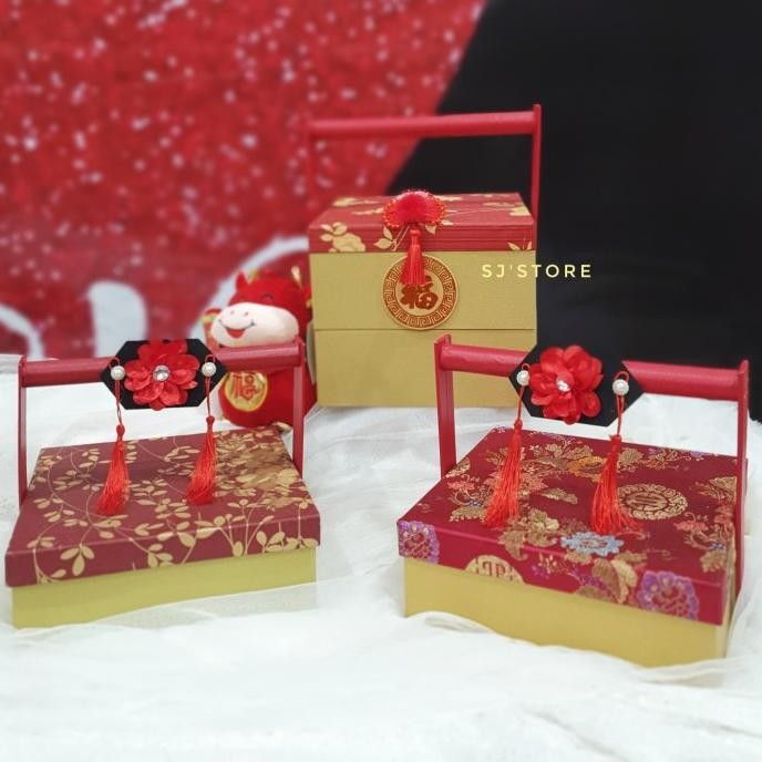 

Sale! Box parcel kue imlek segiempat