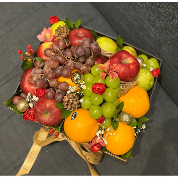 

Joyful Festive Fruit Box Parcel Buah Natal Christmas Hamper Jakarta Tangerang by Le Bliss