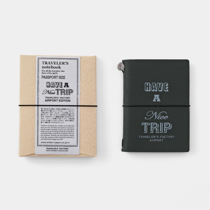 

Midori Traveler's Notebook Airport Narita Mount Fuji Passport Size