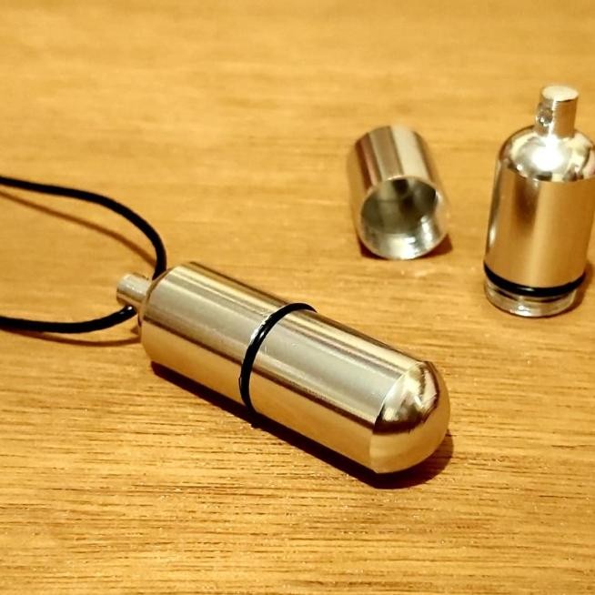 Alung Tabung Botol Bulat Bear Titanium Impan Jimat Dll Ier