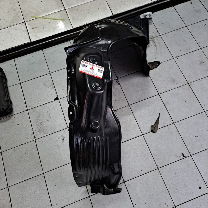 TERBARU liner fender xpander kiri / kanan HOT SALE