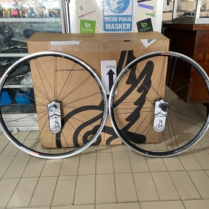 Wheelset Campagnolo Zonda 700c Rim Brake C17