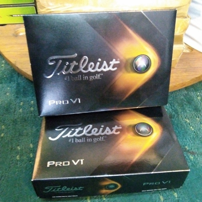 TERBARU Bola Titleist Pro V1 golf