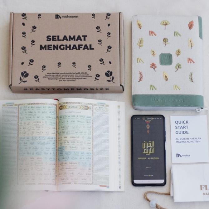 Al Quran/Alquran Hafalan Terjemah Tajwid Madinah Ustmani Resleting A5 terlaris