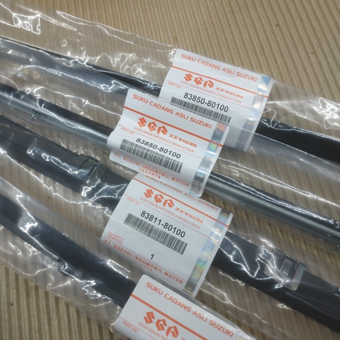 Pelipit Kaca Set Luar Dalam Suzuki Katana