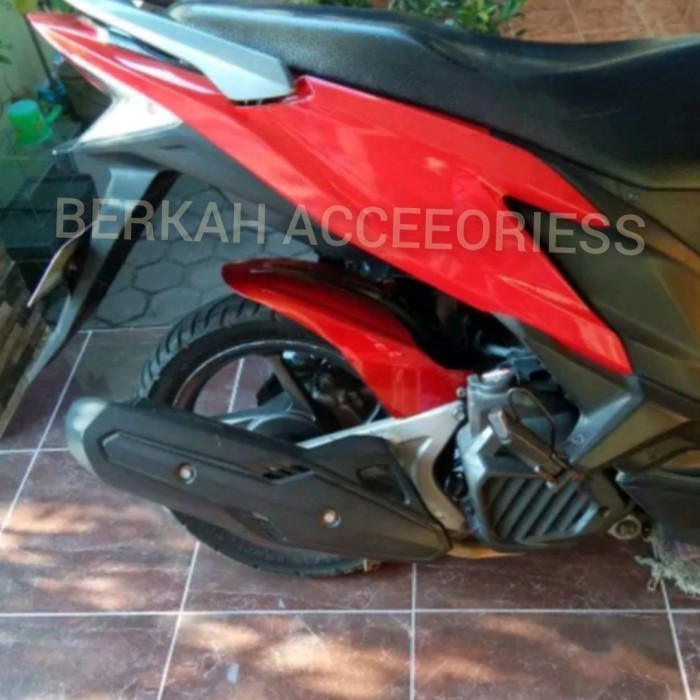 Spakbor kolong vario 125 old hugger vario 125 lama