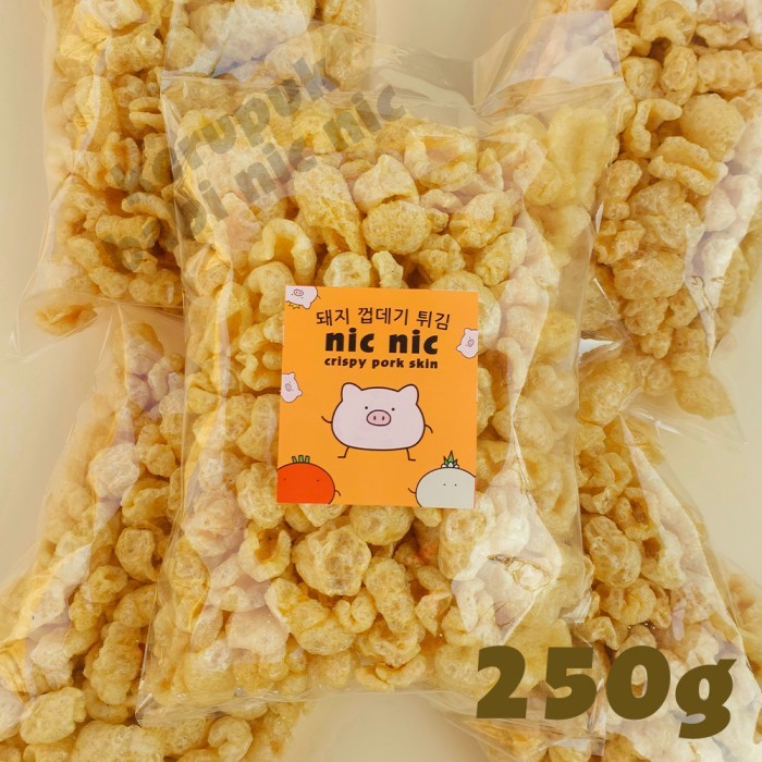 

KERUPUK KULIT BABI NIC NIC 250 GRAM SNACK CEMILAN KERUBI