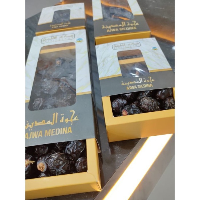 

KURMA AJWAH CASTLE FARMS 500GR KURMA AJWAH ORGANIK AJWA MEDINA