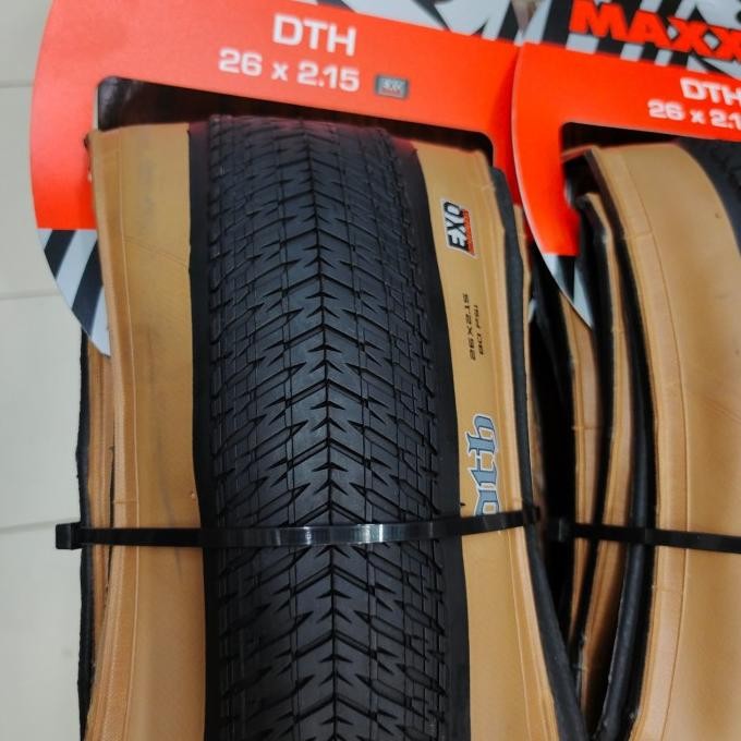 Ban Luar 26 Tan wall Maxxis DTH 26 x 215 Keflar harga satuan The best