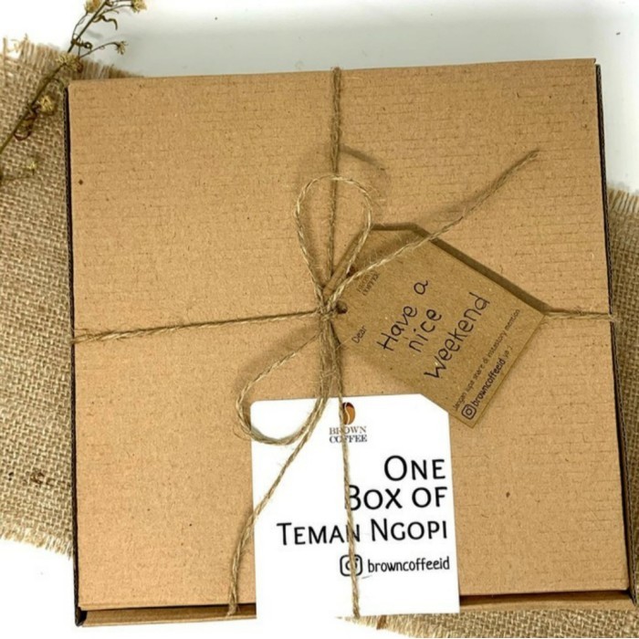 

Paket Hampers Kopi / Latte 1/2L Dan Frozen Risol Gercep