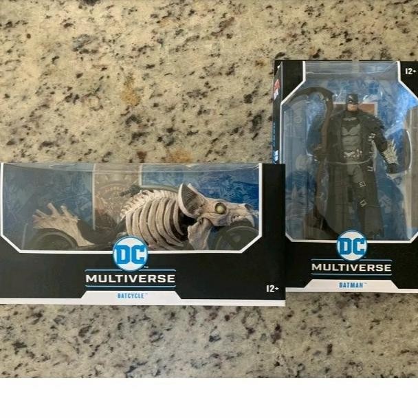 Mcfarlane Batman Death Metal and Batcycle DC Multiverse