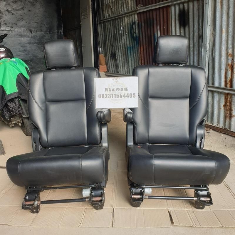 Jok Tengah Captain Seat Innova Reborn Venturer Elegan