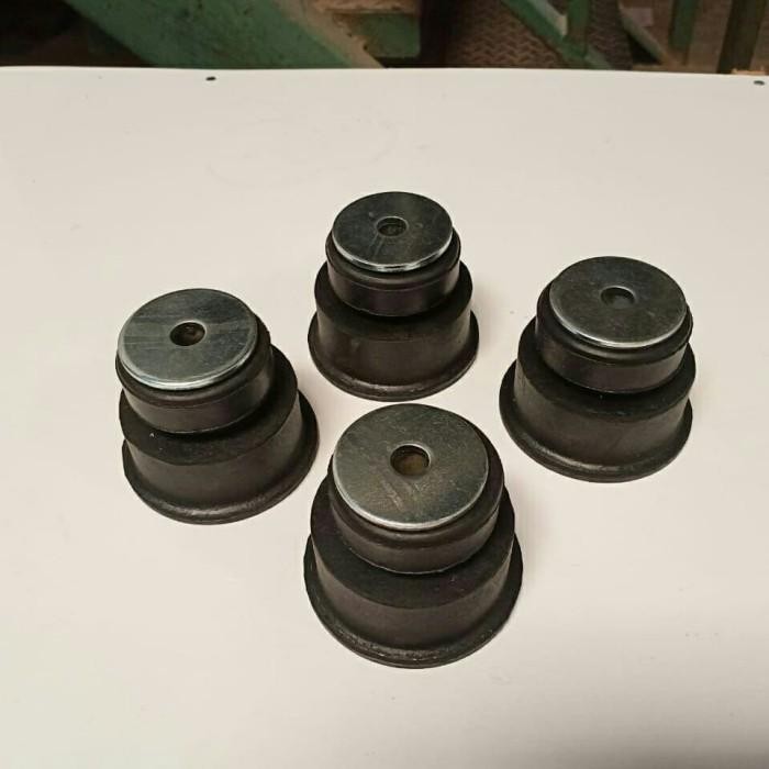 1 Set Karet Body / Karet Kabin L300 Bensin / L300 Diesel (Isi 4Pcs) Merk Jac (Lokal)