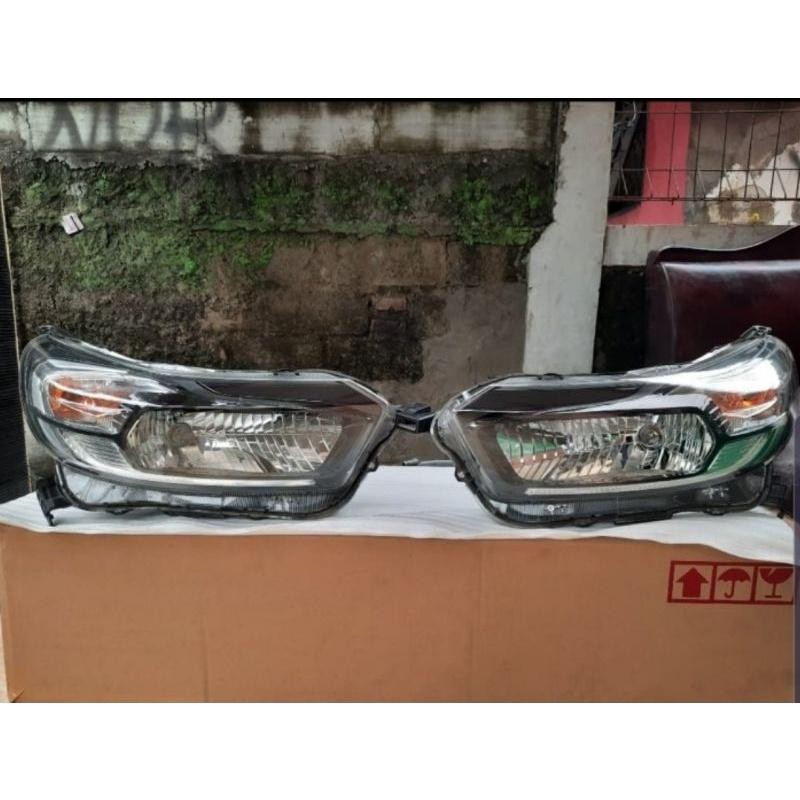 Headlamp Lampu Depan Brio Rs Mobilio Rs